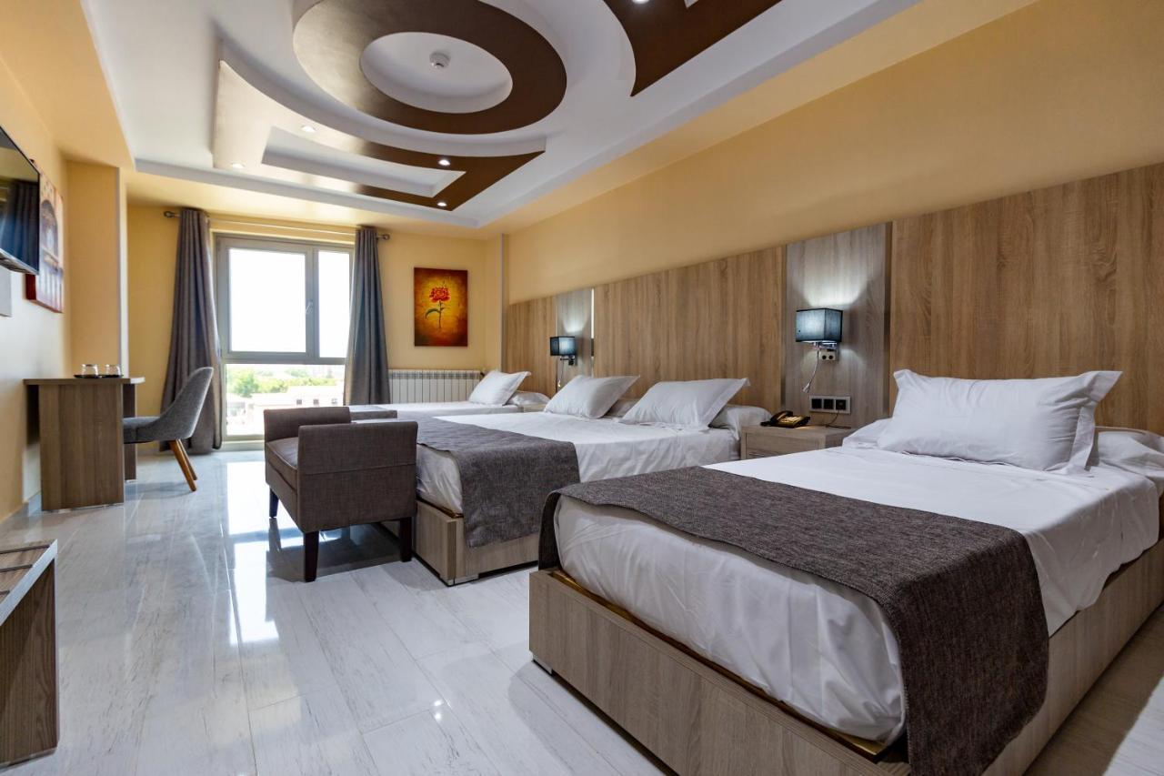 Hotel Zinou Zm Algiers Dış mekan fotoğraf